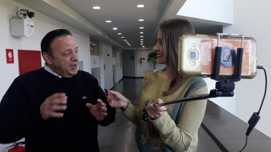 Programa " 3 minutos com o deputado" com deputado Hussein Bakri (PSD).