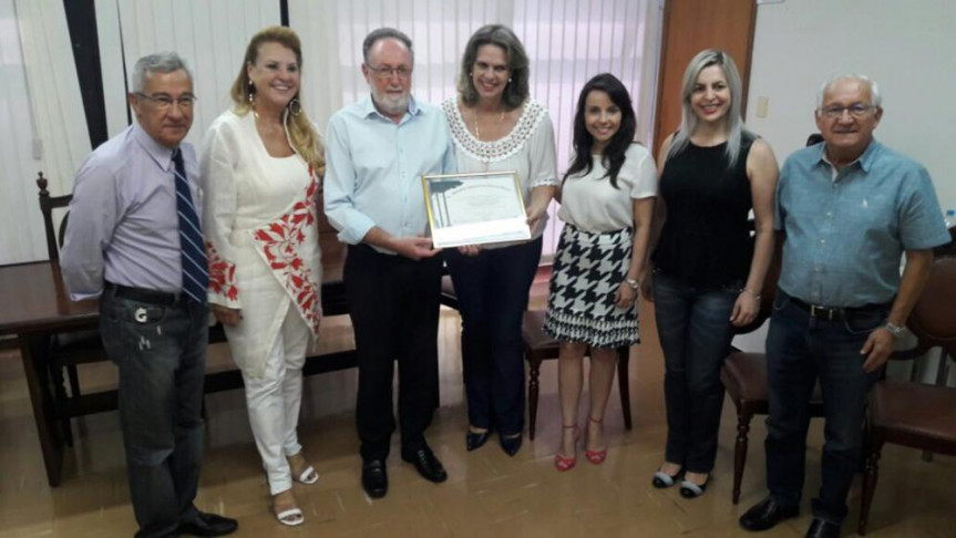 Pastor Goes, juíza Zilda Romero; deputado Tercilio Turini (PPS); presidente da APAC, Sandra Graça; advogadas Jaqueline Amendola e Claudia Bilachi e vereador Gerson Araújo.