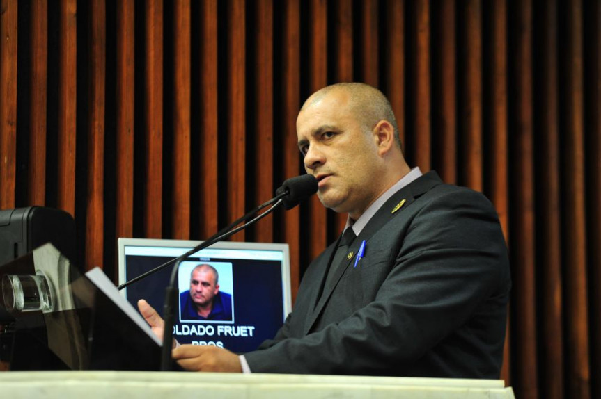 Deputado Soldado Fruet (PROS).