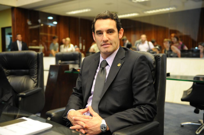 Deputado Alexandre Guimarães (PSC).