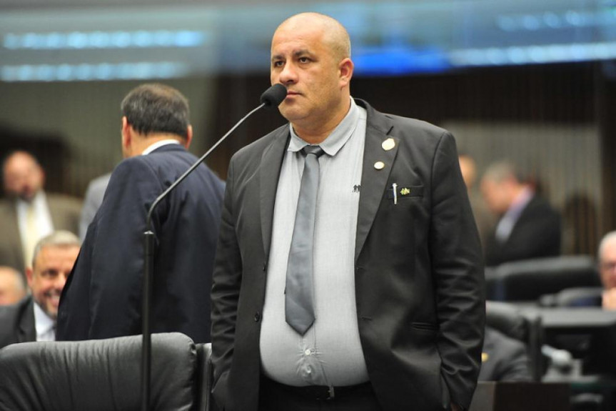 Deputado Soldado Fruet (PROS).