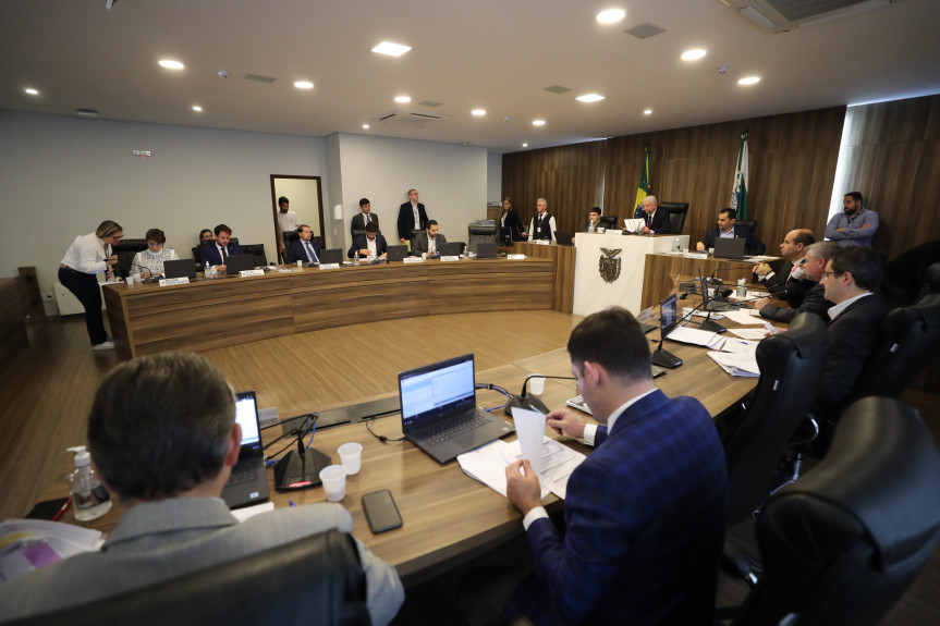 Reunião aconteceu na manhã desta quinta-feira (24).