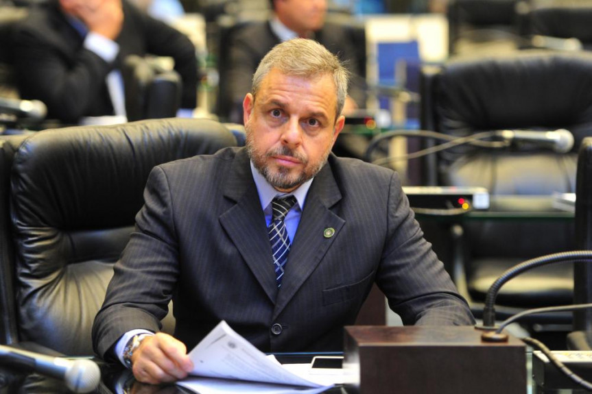 Deputado Missionário Ricardo Arruda (DEM).
