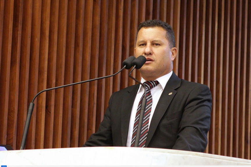 Deputado Adelino Ribeiro (PSL).