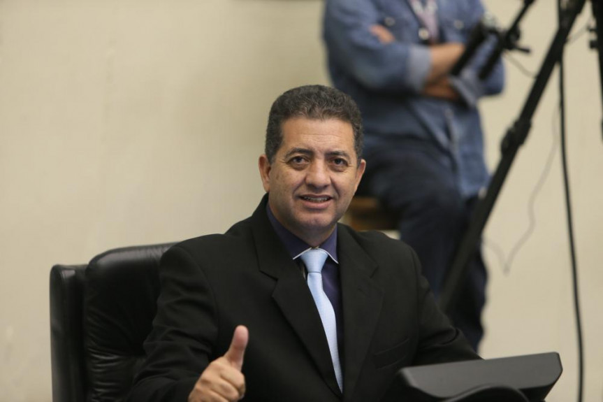 Deputado Cobra Repórter defende a implantação imediata do dispositivo de segurança para os idosos.