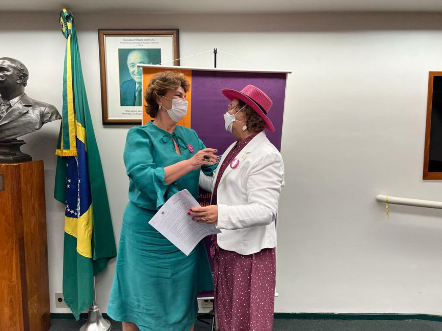 Atuação da Procuradoria da Mulher da Assembleia Legislativa foi citada como exemplo de boas práticas durante o II Encontro Nacional de Procuradorias.