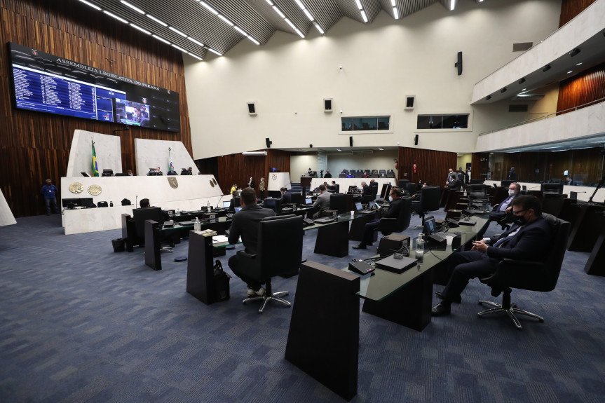 Deputados aprovam projeto que regulamenta aplicação dos recursos do Fundo Estadual do Meio Ambiente.