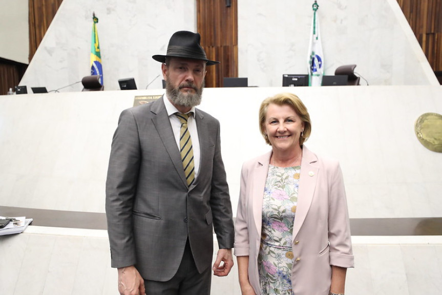 Deputados Márcia Huçulak (PSD) e Tito Barichelo (União) são os proponentes de encontro, que faz parte da Semana Nacional de Trânsito.