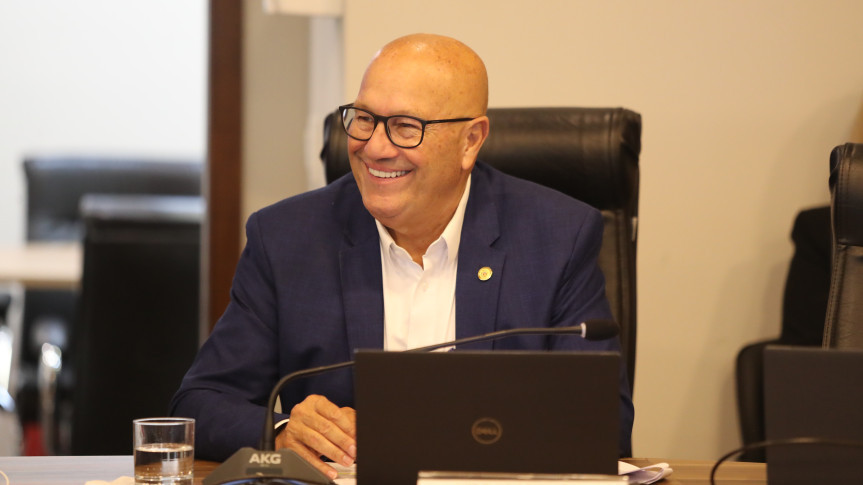Deputado Luiz Claudio Romanelli (PSD) durante sessão da CCJ.