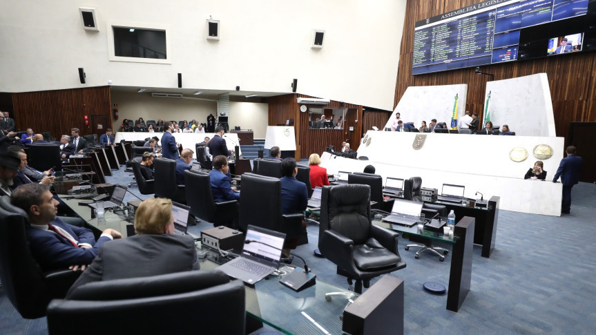 Nesta terça-feira (31) foram realizadas duas sessões plenárias.