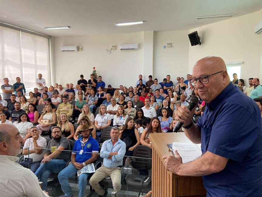 Romanelli falou de questões do orçamento e dos desafios de gestão que os prefeitos enfrentam.