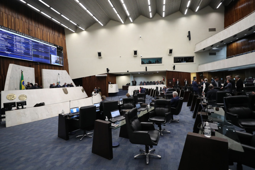 O orçamento para o ano de 2023 é tema de conversas na sessão plenária da Assembleia Legislativa.