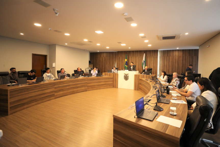 Reunião aconteceu no Auditório Legislativo, na manhã desta segunda-feira (9).