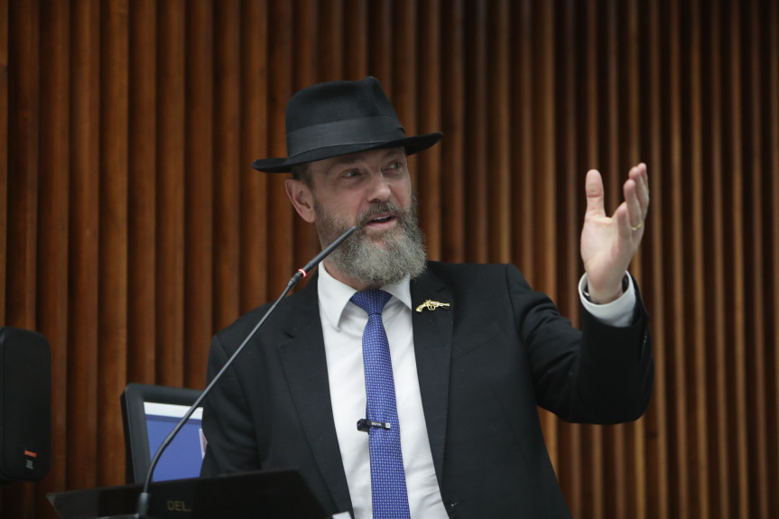 Deputado Tito Barichello (União).