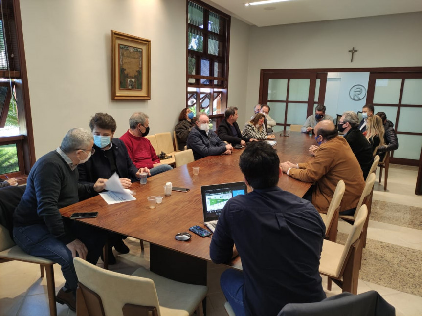 Deputados estaduais se unem às entidades representativas pelo desenvolvimento de Londrina.