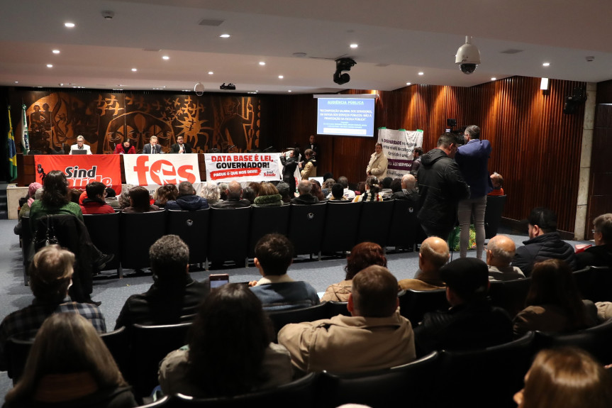 Audiência ocorreu no Plenarinho da Assembleia Legislativa na manhã desta terça-feira (9).