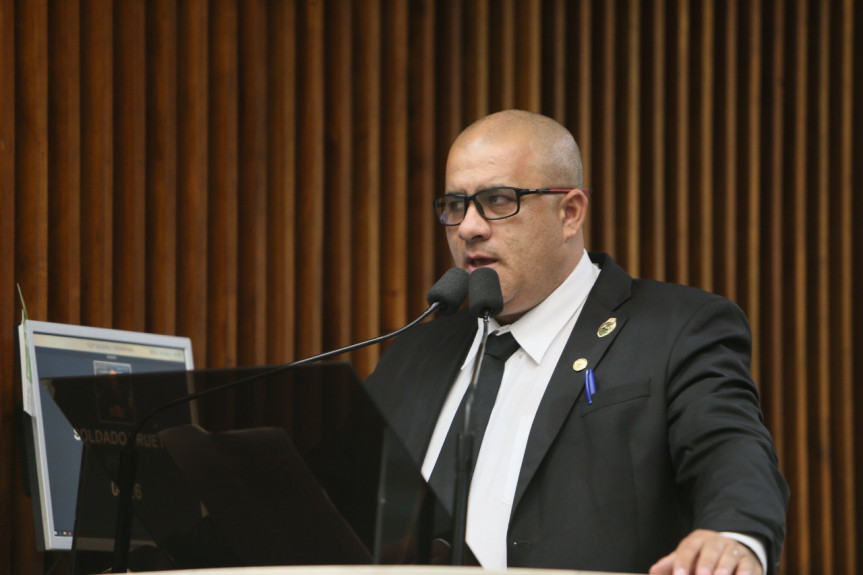 Deputado Soldado Fruet (PROS).