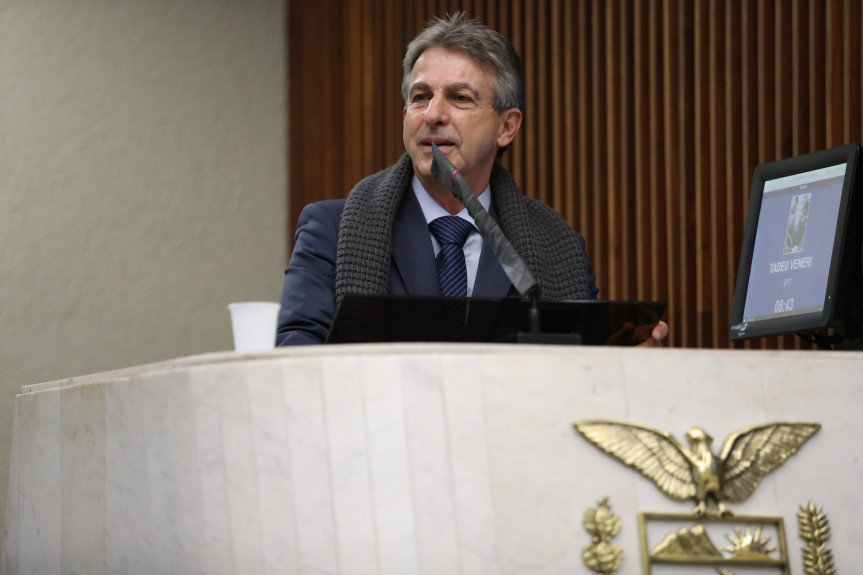 Deputado Tadeu Veneri (PT), líder da bancada do PT na Assembleia Legislativa do Paraná.