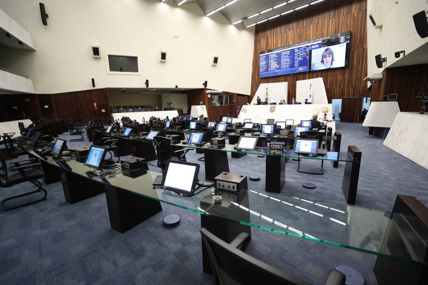 Sessão plenária remota da Assembleia Legislativa do Paraná desta quarta-feira (31).