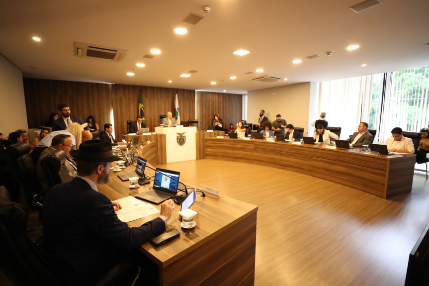 Reunião está marcada para às 13h30, no Auditório Legislativo.