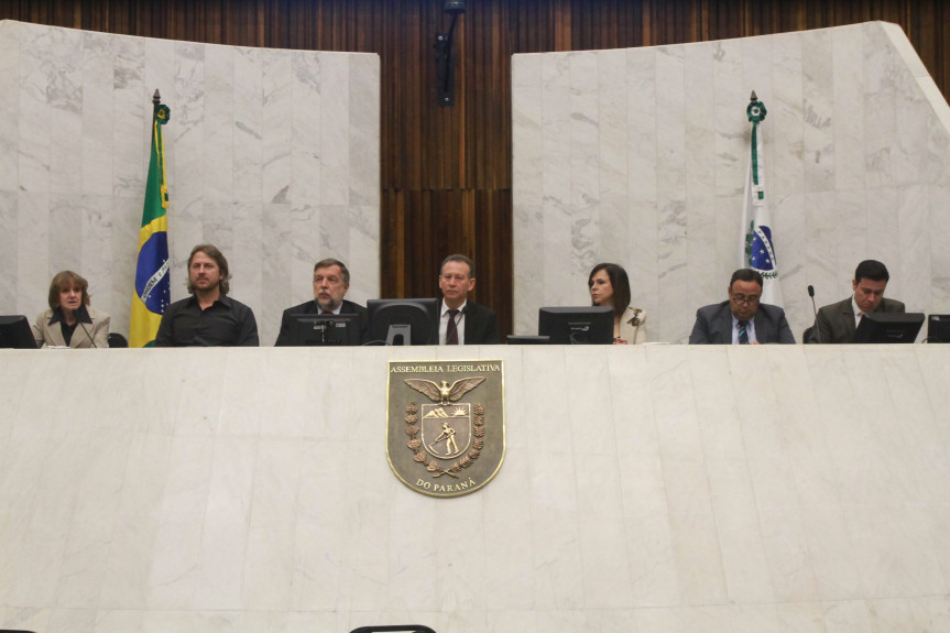 Seminário na Assembleia debateu as propostas que tramitam no Congresso e que propõem um novo modelo para o Fundeb.