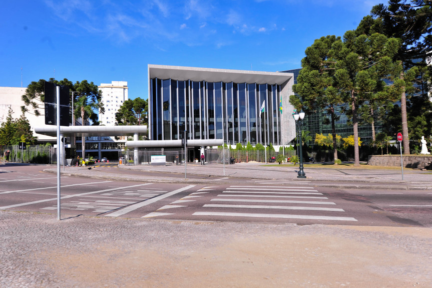 Projeto que pode deixar passagem de ônibus mais barata na RMC volta a ser debatido na Assembleia.