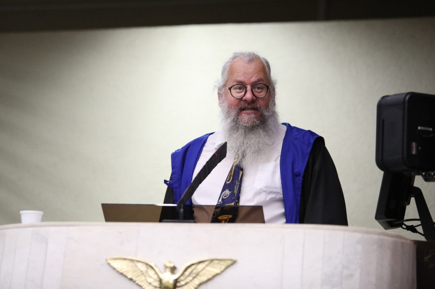 Banda de Música do Colégio Estadual do Paraná é homenageada na Assembleia.