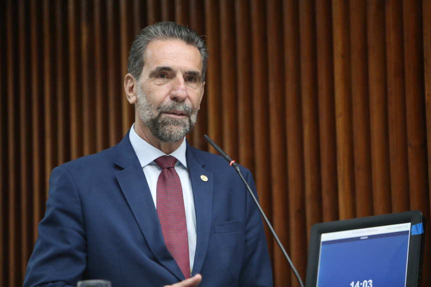 Pela tarde, o diretor-geral da Itaipu Binacional, Enio Verri, participou do Grande Expediente da Sessão Plenária.
