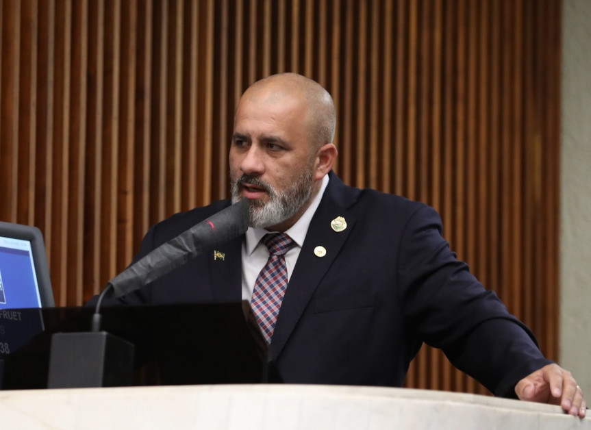 Deputado Soldado Fruet (PROS).