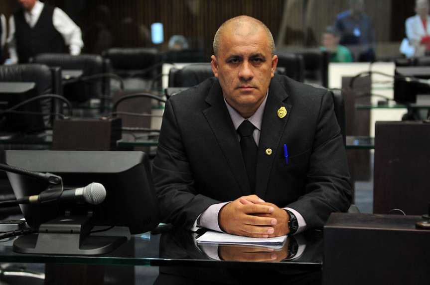 Deputado Soldado Fruet (PROS).