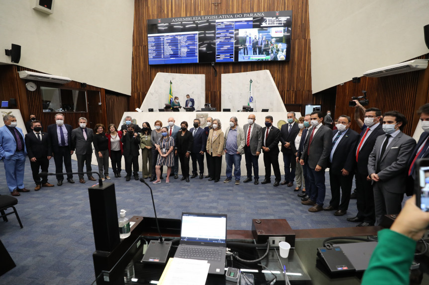 O Dia Nacional e Internacional de Conscientização sobre a Síndrome de Down é marcado por pronunciamentos e contratações na Assembleia Legislativa do Paraná.