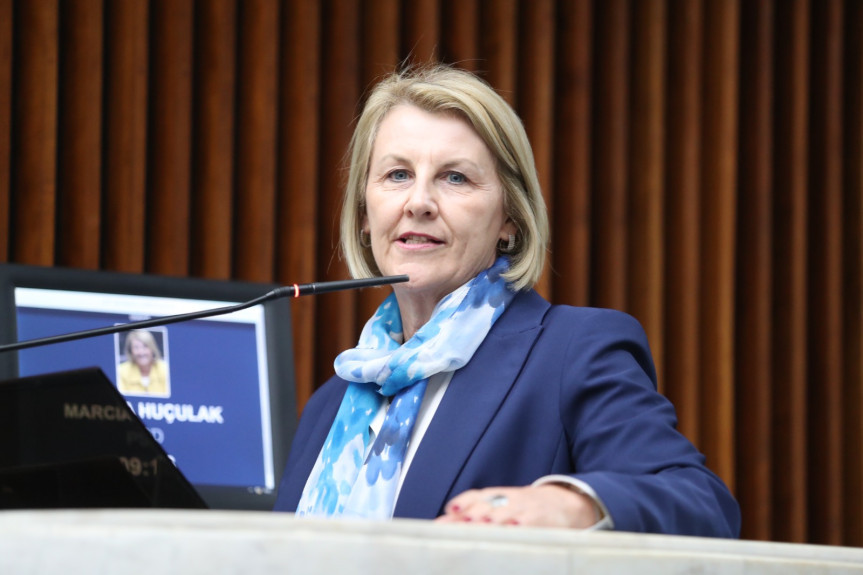 Deputada Márcia Huçulak discursou durante a sessão plenária desta terça-feira (15).