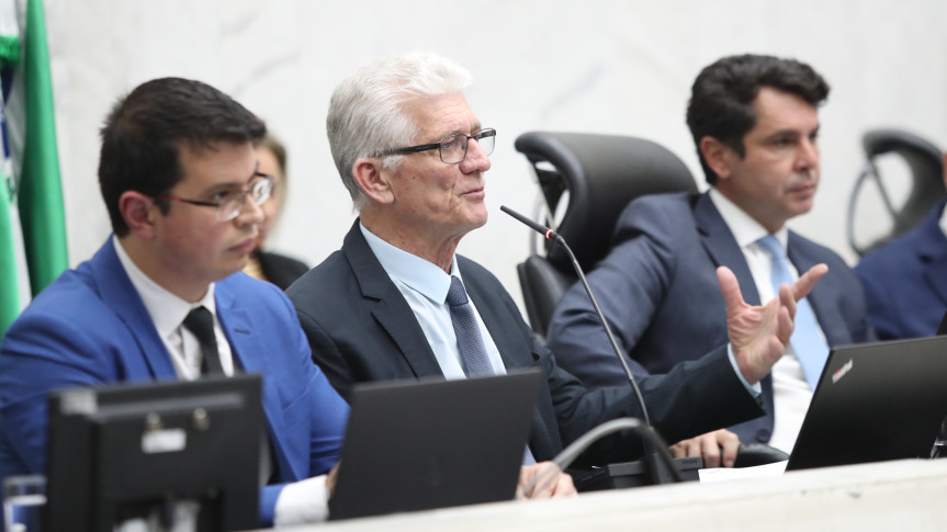 O secretário da Fazenda (SEFA), Norberto Ortigara, compartilhou os dados financeiros do Poder Executivo em audiência pública nesta segunda-feira (22).