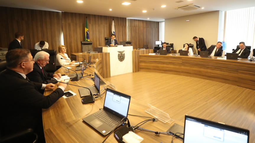 Reunião ocorreu no início da tarde desta terça-feira (2), no Auditório Legislativo.