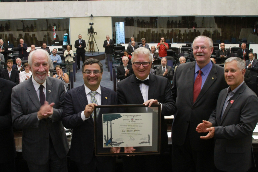 Jair Alfredo Pereira é o mais novo Cidadão Honorário do Paraná.