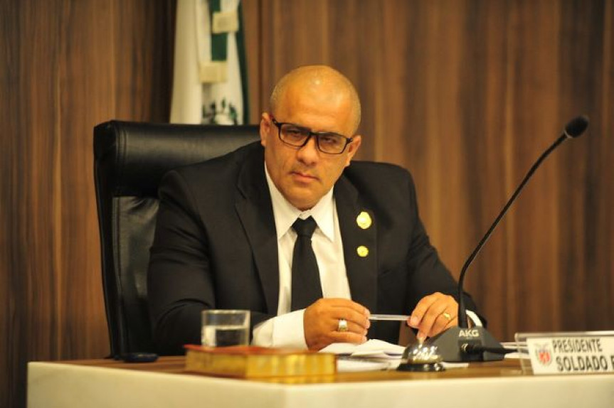 Deputado Soldado Fruet (PROS).