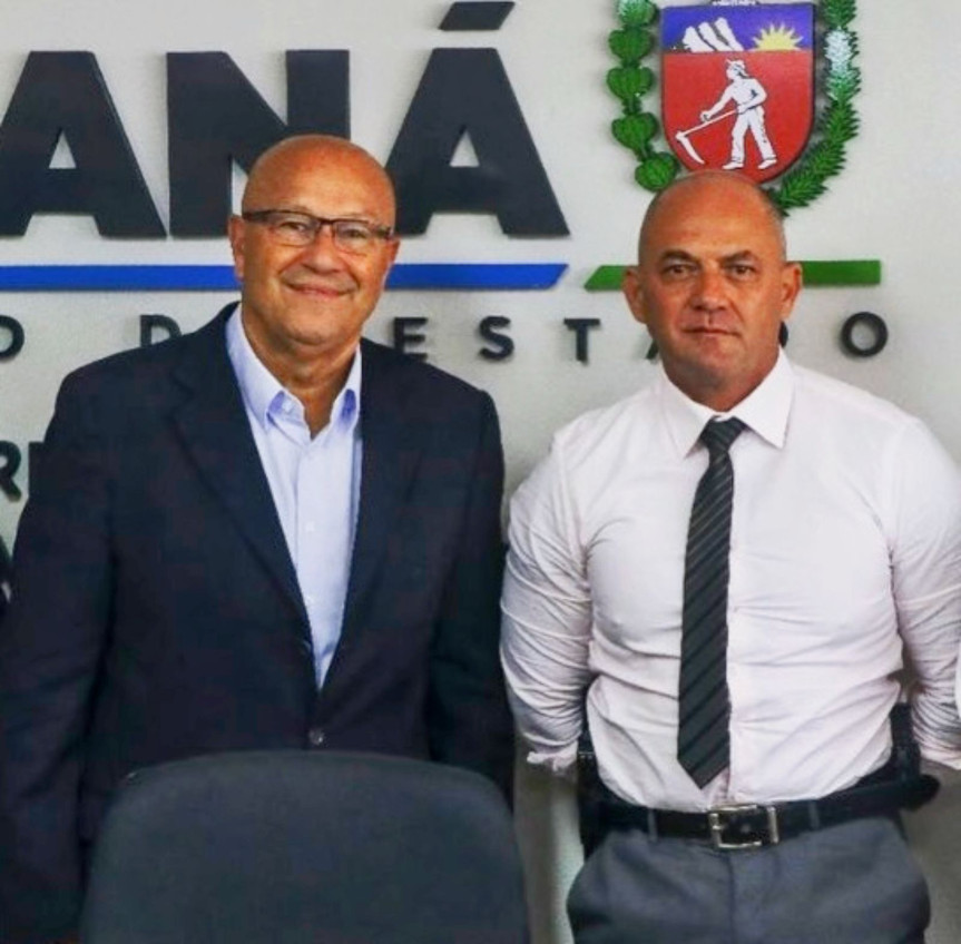 Deputado Luiz Claudio Romanelli (PSD) e o secretário da Segurança Pública do Paraná, Hudson Leôncio Teixeira.