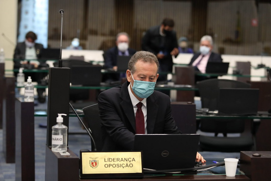 Deputado Professor Lemos (PT), líder da Oposição na Assembleia Legislativa do Paraná.