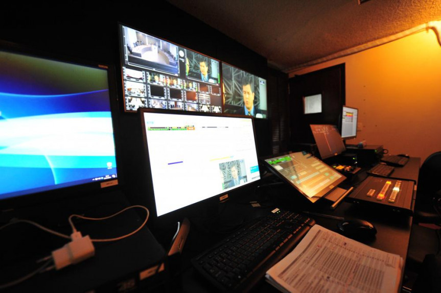 Programação da TV Assembleia pode ser assistida 24 horas por dia no canal 20.2, em parceria com a TV Senado e a TV Câmara.