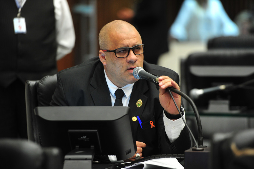 Deputado Soldado Fruet (PROS) é o propositor e presidente da CPI da JMK.