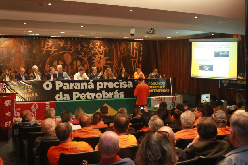 Audiência pública debateu a privatização das unidades da Petrobras em Araucária e São Mateus do Sul.