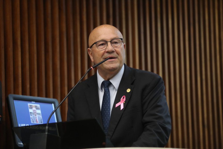 “Para o transporte de carga esta concessão é uma tragédia”, sustentou disse Romanelli da tribuna do legislativo ao relatar a expectativa das novas tarifas para veículos de carga na praça de São José dos Pinhais.