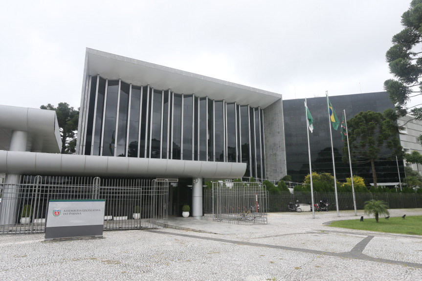 A partir de segunda-feira (15) a quantidade de servidores trabalhando de forma presencial na Assembleia Legislativa será ainda menor em função do agravamento da pandemia.