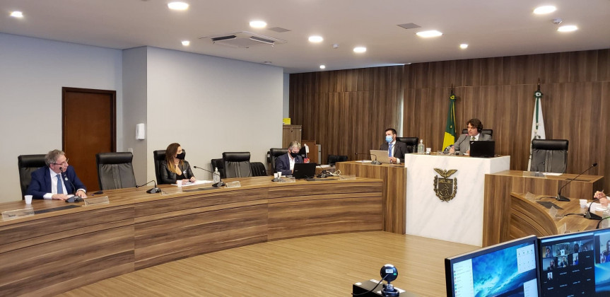 Em nova reunião da Comissão Especial, parlamentares buscam o consenso para atualização das tabelas de custas dos cartórios propostas pelo Tribunal de Justiça.