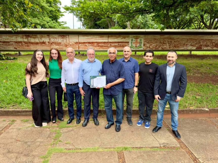 Tercilio Turini reverenciou familiares do professor Olympio Westphalen, que em 11 de outubro de 2024 completaria 100 anos.