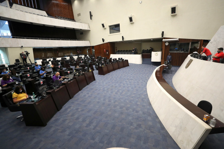 O primeiro aulão virtual do Brasil contou com a participação de estudantes de diversas regiões que puderam acompanhar conteúdos exclusivos.