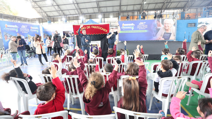 A programação em Santa Feliciadade contou com apresentações culturais e educativas.