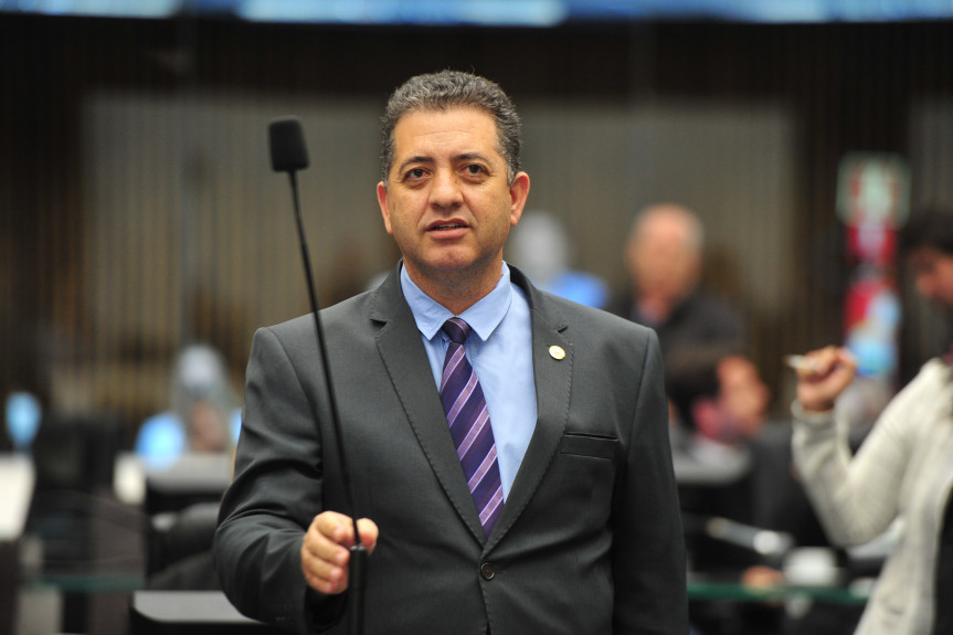 Deputado Cobra Repórter (PSD).