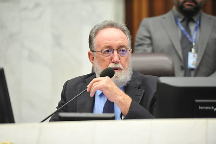 Deputado Tercílio Turini (CDN).