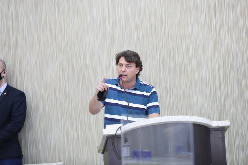 Em Guarapuava, deputados voltam a criticar o modelo de concessão do pedágio proposto pelo Governo Federal.